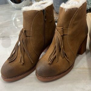 Cloud Nine sheepskin Madison boot